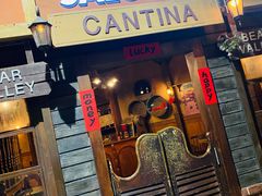 -暴风岛沉浸式体验馆(百联世纪店)