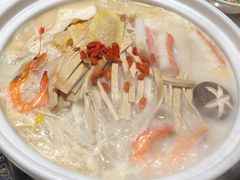 -三人行骨头王火锅(长寿店)
