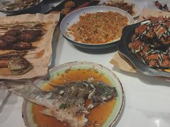 -老街烧烤大排档·地道湖北菜·龙虾馆(汉口火车站店)