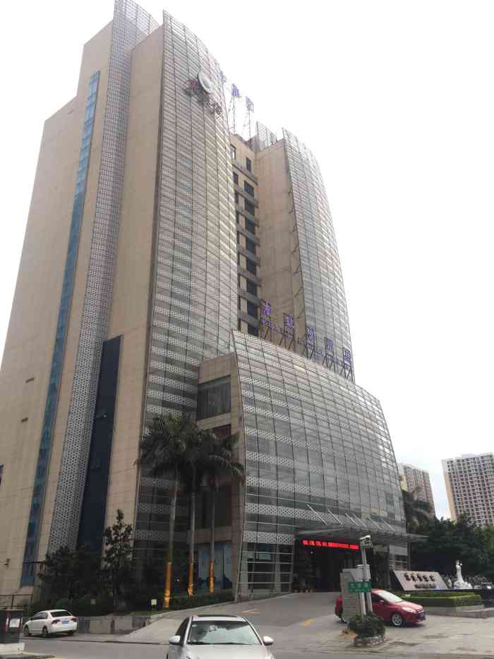 南珠宫酒店自助餐厅-"还好,路过看去评价不错就去尝试一下.