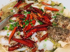 头牌酸菜鲈鱼（中份）-姚姚酸菜鱼·金戈戈香港豉油鸡(喜荟城联名店)