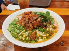 -桥香园云南过桥米线(金马碧鸡店)