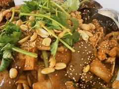 -拿渡·水煮鱼麻辣香锅(王府井奥莱·香江小镇店)