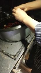 -JK奇积发型连锁机构