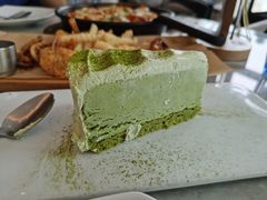 -必胜客(漕宝路店)