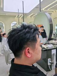 -慕名造型