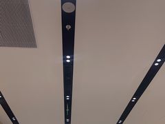 -理想汽车(世纪汇店)