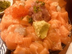 三文鱼火山丼-魔丼屋(日月光店)