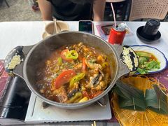 -刘姐啤酒鱼民族演艺餐厅(西街总店)