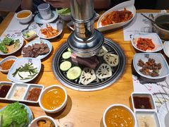-唯成•韩国炭火烤肉 유성고기