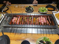 -悦屋老板娘的烤肉店(紫薇田园店)