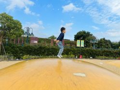 -季高兔窝窝亲子园(上海薰衣草公园店)