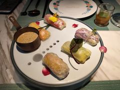 漫步花开彩虹卷-蜜桃花开·中西融合菜E&W(南长街店)