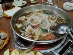 -冒牌富源酸菜猪脚火锅(沐春园店)