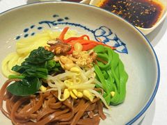-江城小馆陕南妈妈菜·全球旅行餐厅(钟楼店)