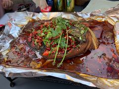 -何师烧烤Pro ·江湖川菜·小龙虾·精酿(太古里旗舰店)