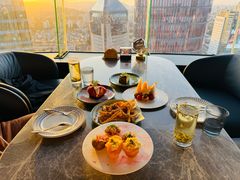 -Hi City·城市之巅