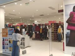 -优衣库(长春欧亚卖场店)