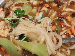 -乾隆美食·本帮菜(黄河路店)