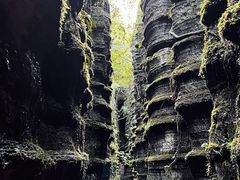 -梭布垭石林景区