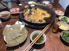 -四小区火锅·巷子里的重庆火锅(花照壁店)