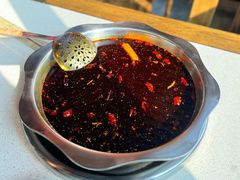 -九尺赵老四鲜鹅肠火锅