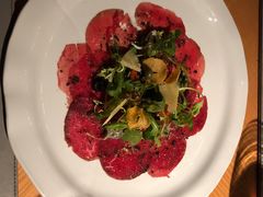 腌制生牛肉片配帕尔马芝士-牛排家(北京王府井澳门中心店)