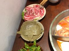 -四小区火锅·巷子里的重庆火锅(花照壁店)