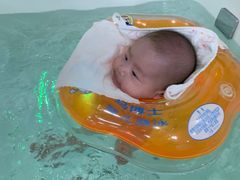 -蓝鲸奇亲子游泳俱乐部