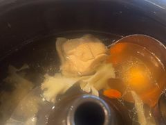 -云海肴·汽锅鸡·云南菜(天山百盛优客店)