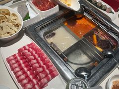 -海底捞火锅(世界城广场店)