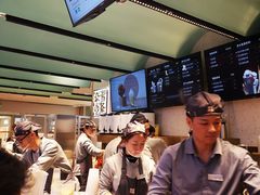 -奈雪的茶(亨特国际广场店)