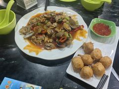 -小海豚•老字号海鲜餐厅(天涯店)