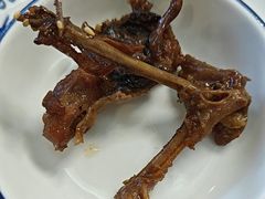 -东方之猪四更烤乳猪(金垦总店)