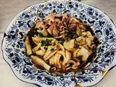 -品海楼·大连海胆锅贴馆(东港店)