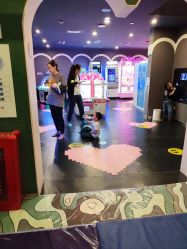 -MELAND CLUB亲子乐园·派对·餐厅(北京芳圆里ID MALL店)