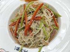 -伊源鼎盛餐饮服务有限公司
