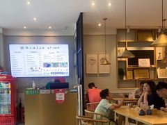 用餐区-镇南锅盖面馆(解放路店)