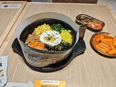 石锅拌饭-梨花牛肉汤饭(仁恒伊势丹店)