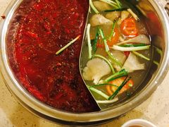 -朱氏胖子烂火锅(洪崖洞店)