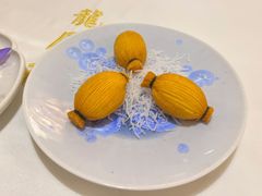 榴莲酥-香港龙凤楼(陆家嘴中心店)