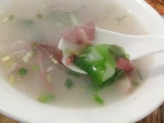 -河间驴肉火烧(满春路店)