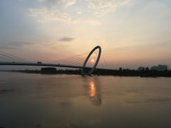 -南京眼步行桥