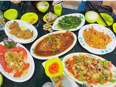 -小海豚•老字号海鲜餐厅(天涯店)