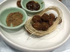 金牌干炸丸子-京味斋·北京烤鸭(北京南站洋桥店)