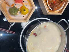 -煲王粤菜餐厅(中侨中心店)