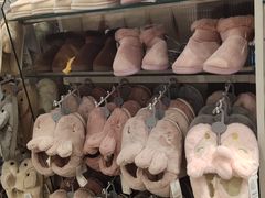 -三福时尚(三峡广场华夏银座店)