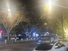 -中沪红马赢装潢设计(宝山店)