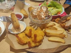 -必胜客(WOW中心城店)