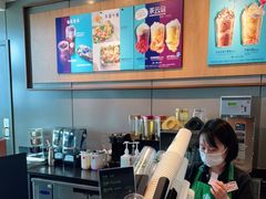 -星巴克(青岛火车北站候车大厅店)